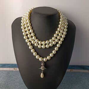 Vivienne Westwood Three Row Pearl Bas Relief Choker in Silver